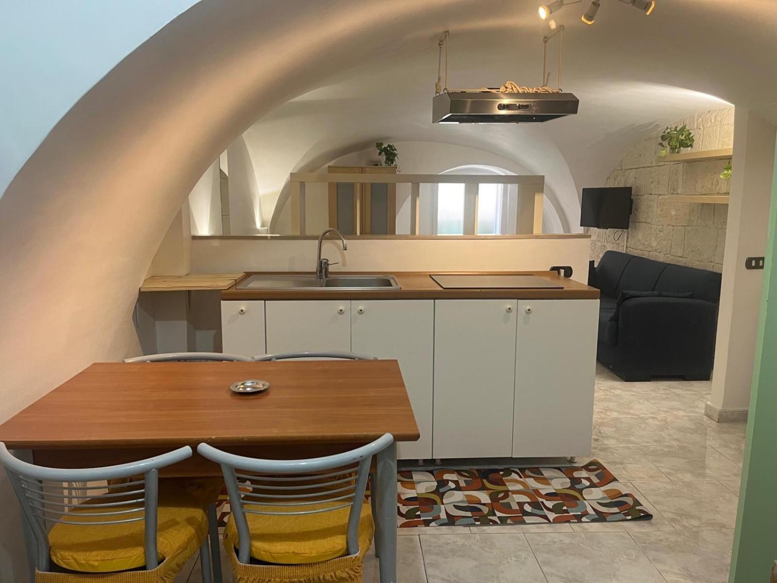 La Maison Des Voyageurs Bari Eksteriør billede